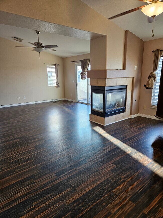 7204 Mountain Den Ave Unit Room 2, Las Vegas, NV 89179