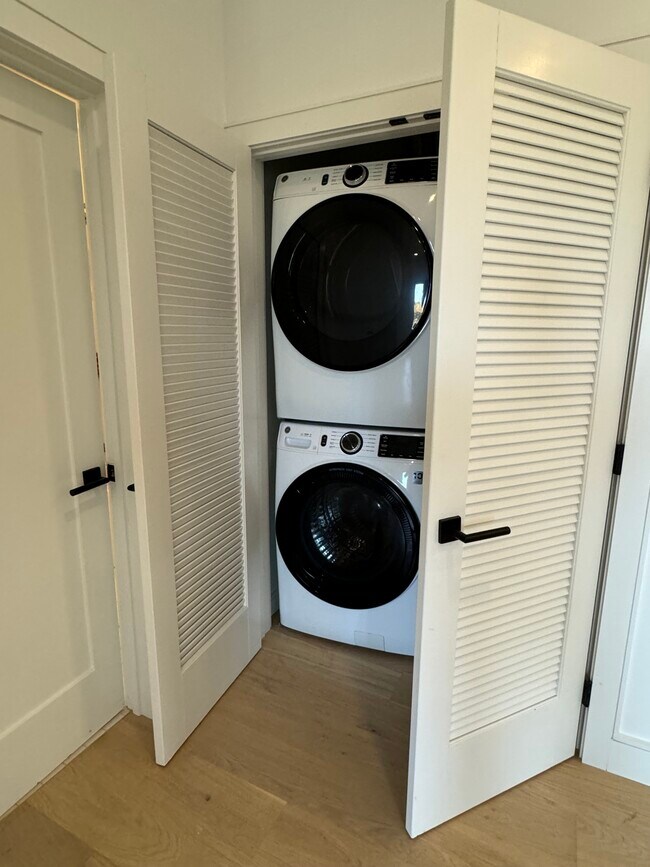 50 Lincoln St unit 603, Boston, MA 02135 - photo 4