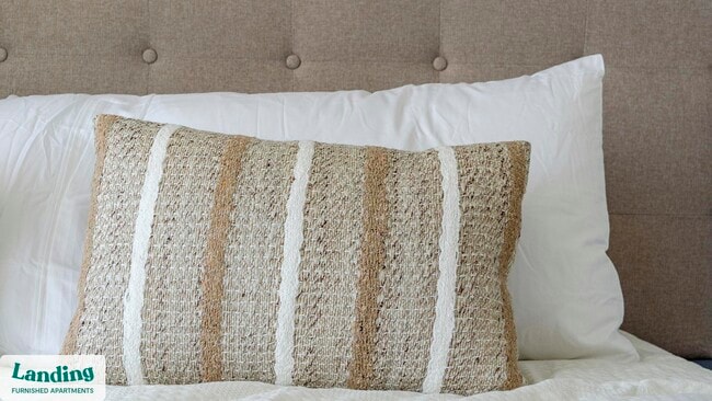 650 N Main St unit 202, Fortville, IN 46040 - photo 2