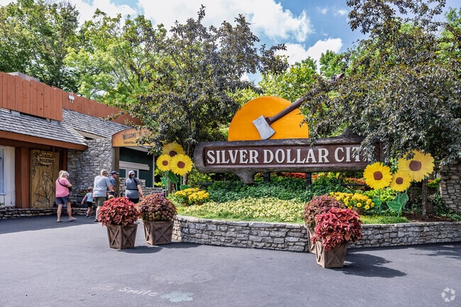 Silver Dollar City is a short drive from North Branson.