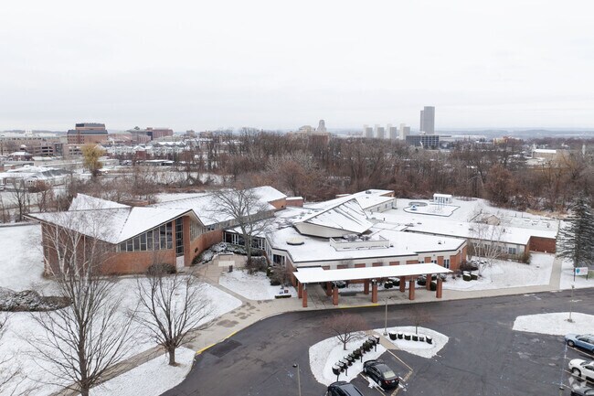 An aerial of the private Hebrew school Bet Shraga Hebrew Academy.