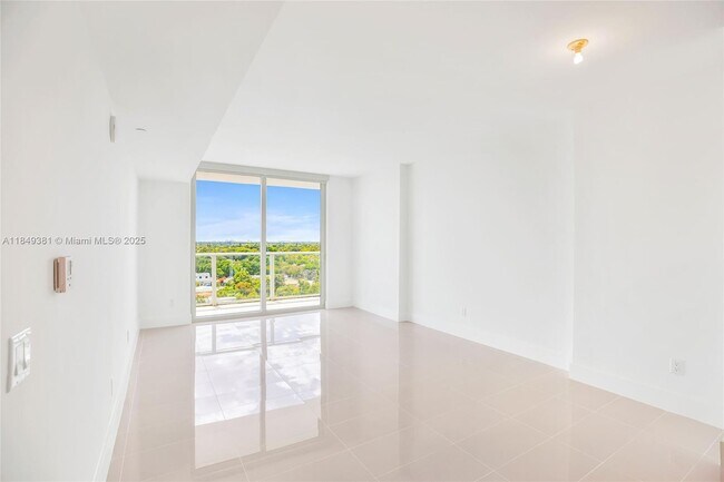 4250 Biscayne Blvd unit 1607, Miami, FL 33137 - photo 6