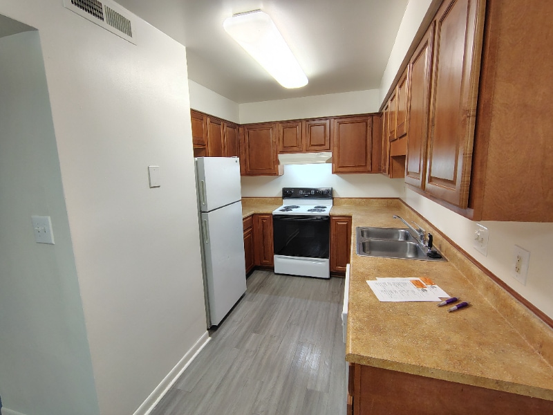 600 Reusens Rd unit L130, Lynchburg, VA 24503 - photo 1