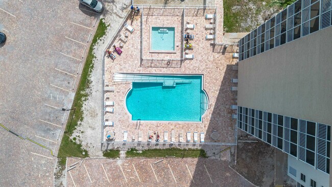 1030 Hickory Blvd unit FL6-ID1226391P, Bonita Springs, FL 34134 - photo 6