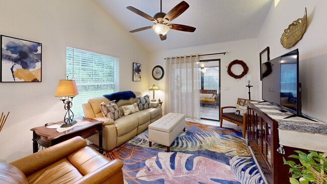 2048 Forest Dr, Inverness, FL 34453 - photo 2