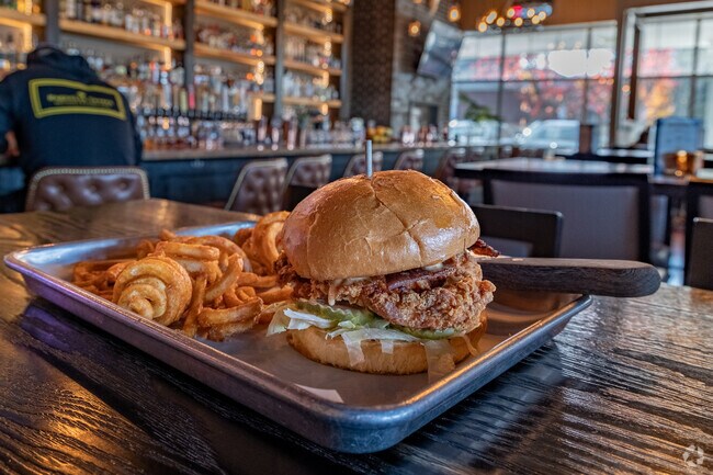 Magnolia Tavern serves lunch and Southern fare near Mountain View Meadows-Orchards.
