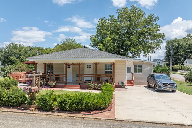Several duplexes can also be found in New Holland Village.