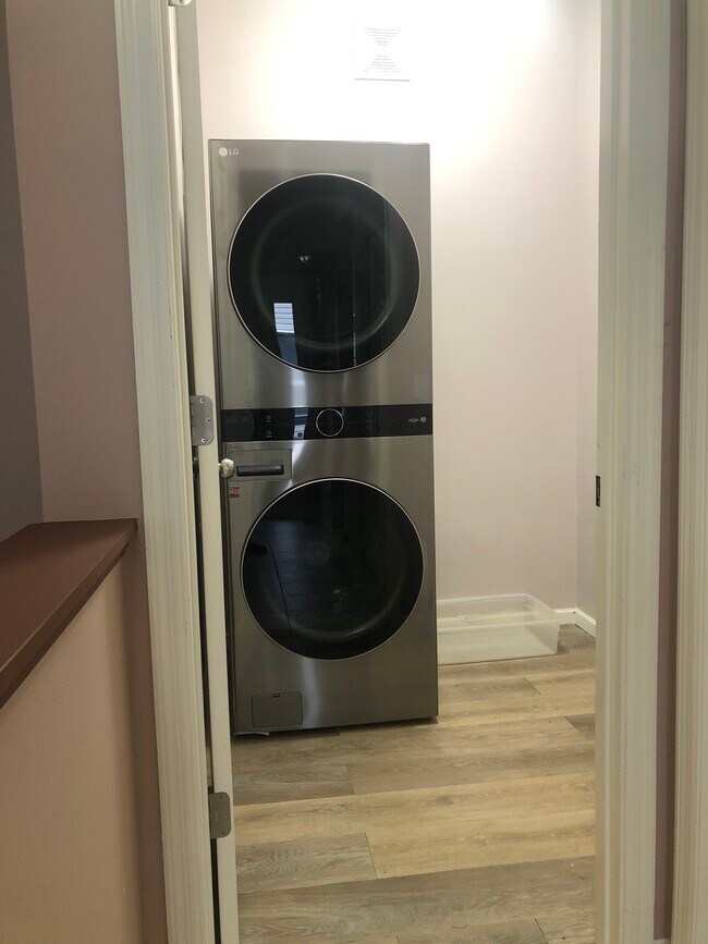 1680 Oakbrooke Ct, Saint Paul, MN 55122 - photo 4