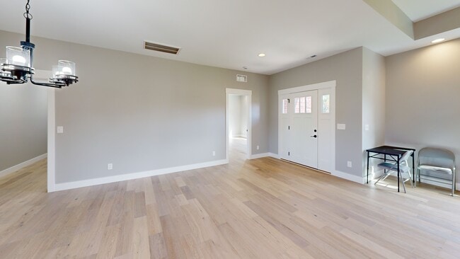 409 Palmetto Way, Bardstown, KY 40004 - photo 2