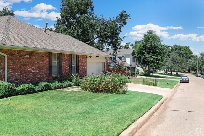 Clean curbs and streets in Capitol View make the neighborhood a great place to call home.