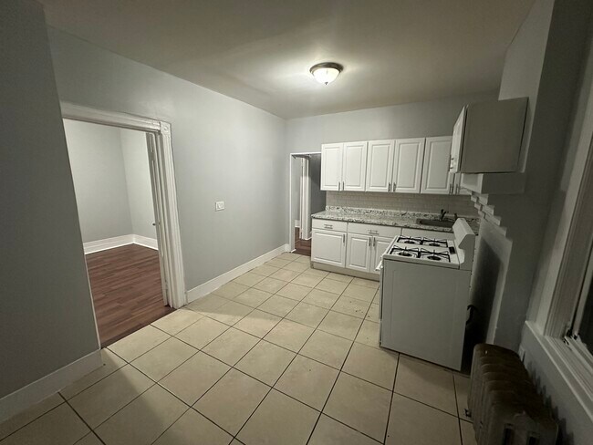 18 Atlantic St unit 2, Elizabethport, NJ 07206 - photo 6