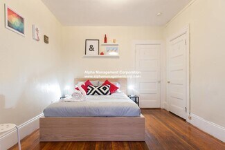 48 Babcock St Unit 4, Brookline, MA 02446