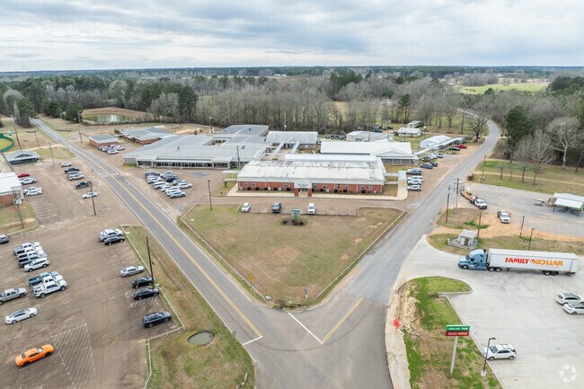 West Lincoln High School is a highly rated public school in the Lincoln County School District.