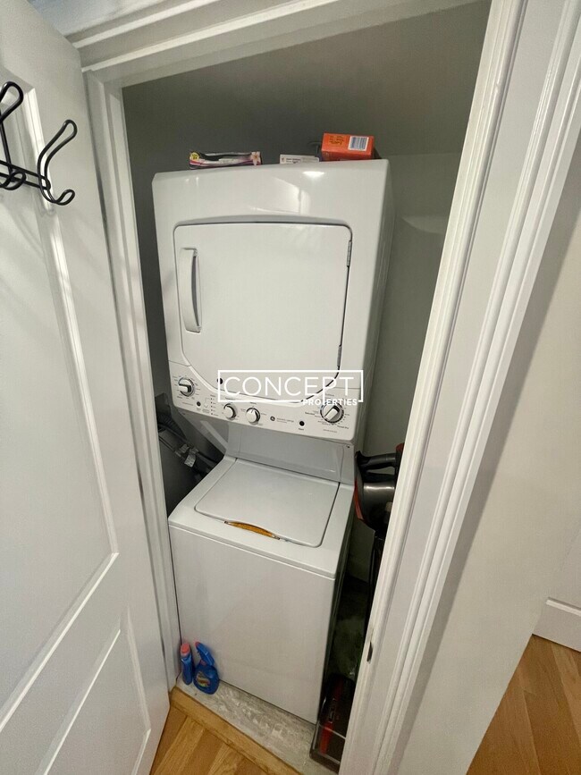 64 Gordon St Unit 2B, Boston, MA 02135