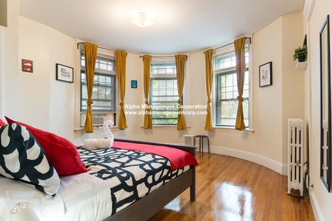 1249 Beacon St unit 2, Brookline, MA 02446 - photo 2