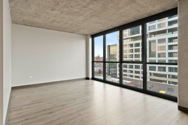 170 N Ada St, Chicago, IL 60607 - photo 6