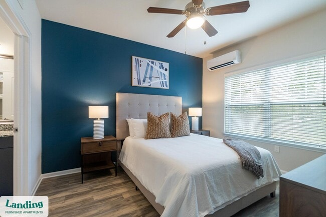 655 W Mallard Creek Church Rd unit 4-212, Charlotte, NC 28262 - photo 3