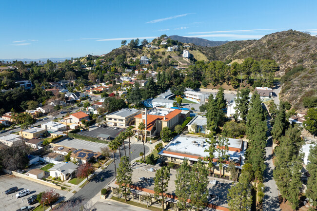 Glendale Adventist Academy is located in Glendale.