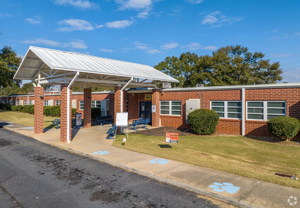 Orrs Elementary School, Rankings & Reviews