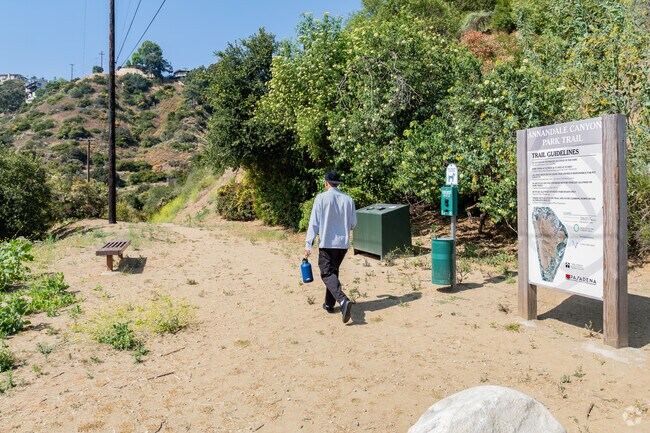 Annandale Canyon Park features a trail with beautiful views of Linda Vista.