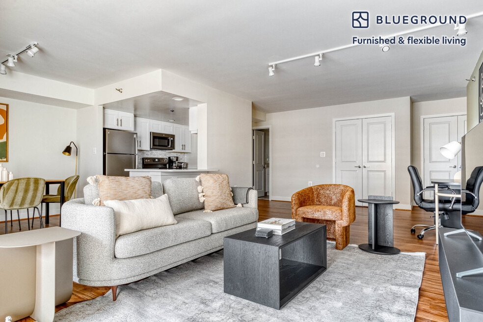 4001 N 9th St unit FL10-ID505, Arlington, VA 22203 - photo 1