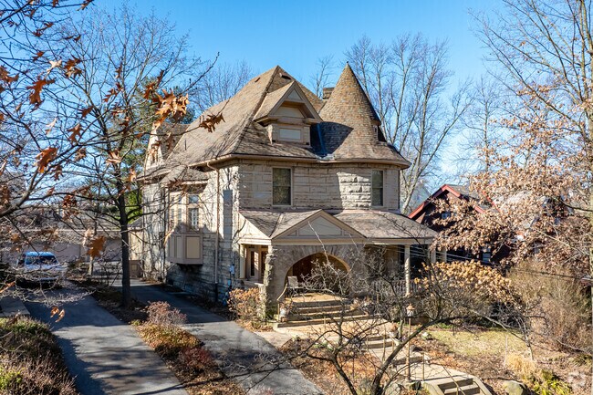 Classic architecture line streets of Squirrel Hill North.