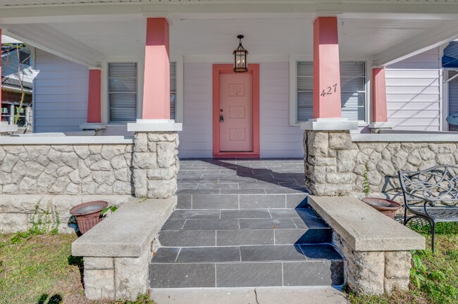 427 E Washington Ave, Eustis, FL 32726 - photo 5