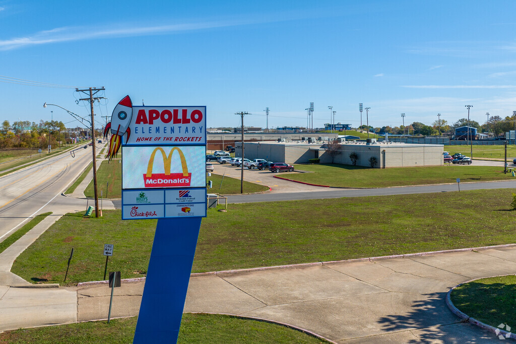 Apollo Elementary is located in Bossier City, LA.