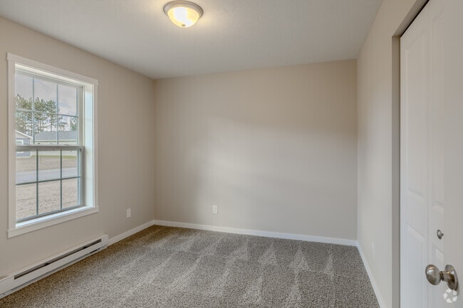 9085 Kingsfield Dr unit 38694663, Kingsley, MI 49649 - photo 5