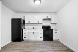 102 S West St Unit 2, Alexandria, IN 46001