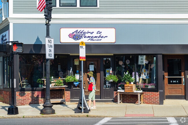 For Horace Mann residents, Main Street is the perfect place to do some window shopping as they walk past all the local boutiques.
