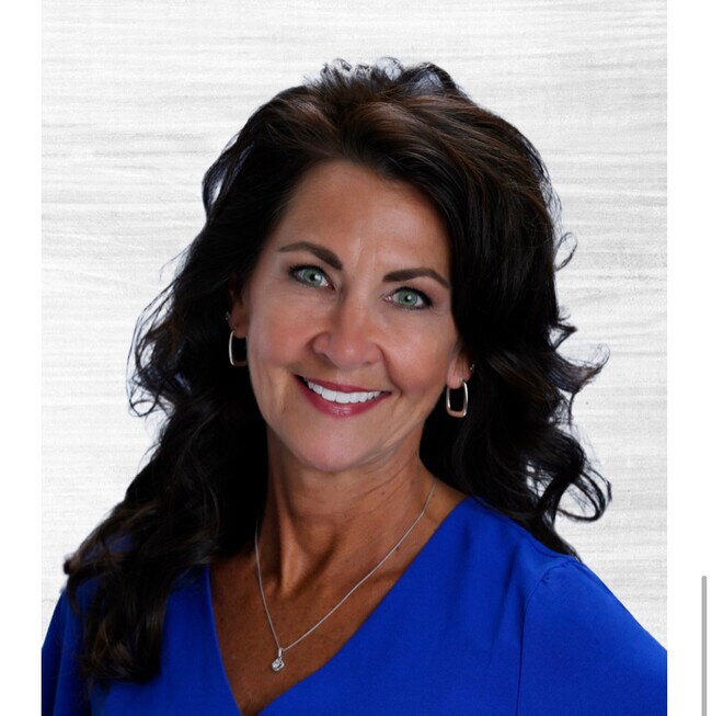 Lisa Warden