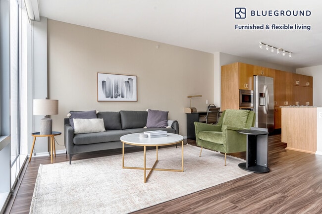 200 E Illinois St unit FL14-ID879, Chicago, IL 60611 - photo 3