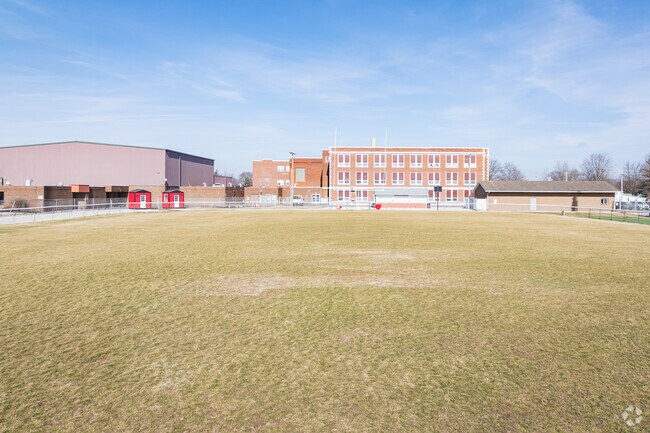 McComb Middle School welcomes eager learners.