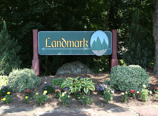 2 High Gate Rd, Newington, CT 06111