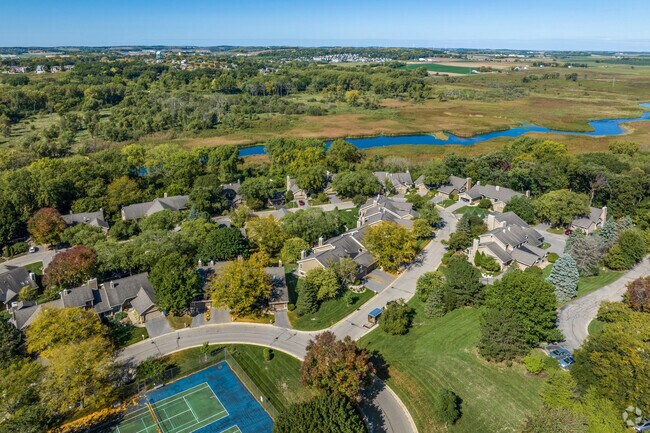 As an alternative to single-family homes, Highland offers Woodcreek Village Condominiums.