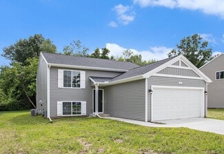 8170 Moonlight Creek Ln, Handy Township, MI 48836