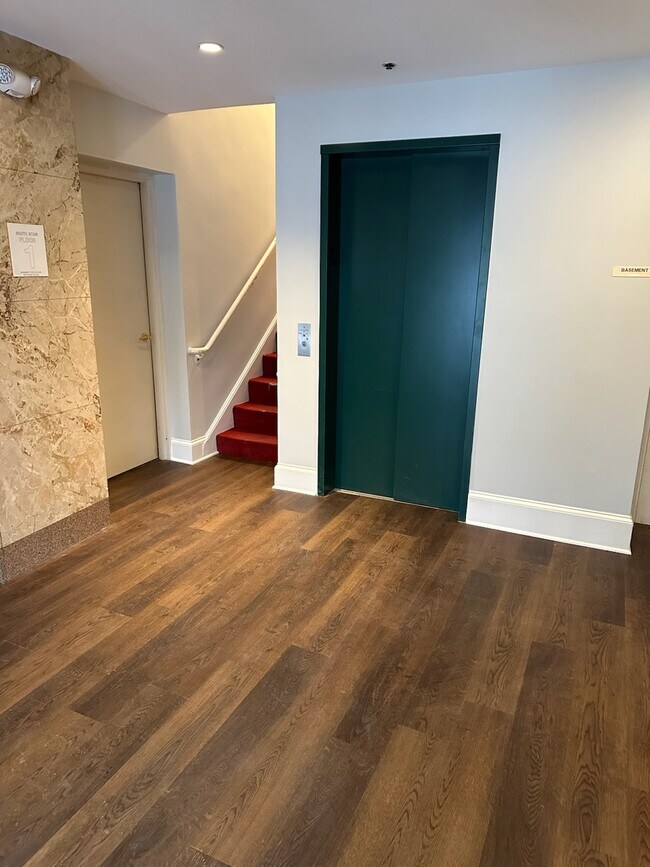 636 Beacon St unit 304, Boston, MA 02215 - photo 6