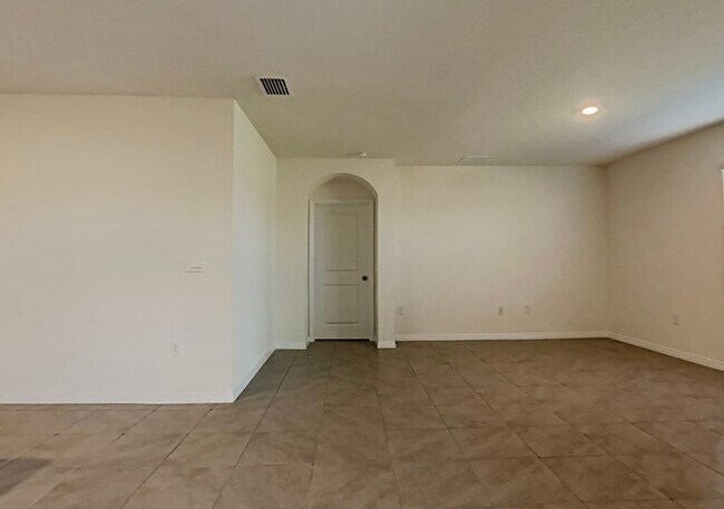 30985 Penny Surf Lp, Wesley Chapel, FL 33545 - photo 7