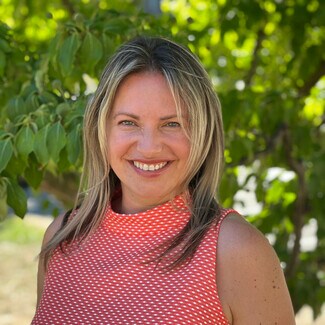 Ildi Demers