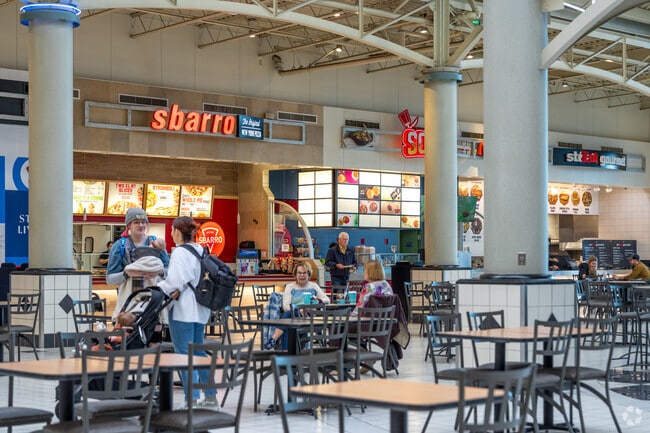 The Spokane Valley Mall is only a few minutes from the Veradale neighborhood.