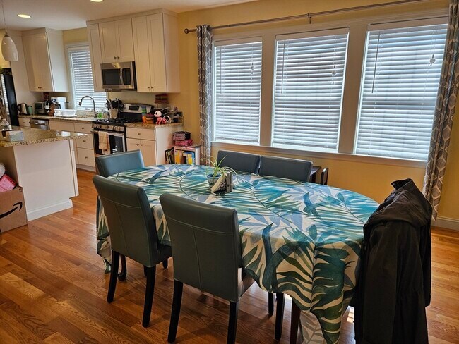 88 Milton St unit 1, Arlington, MA 02474 - photo 5