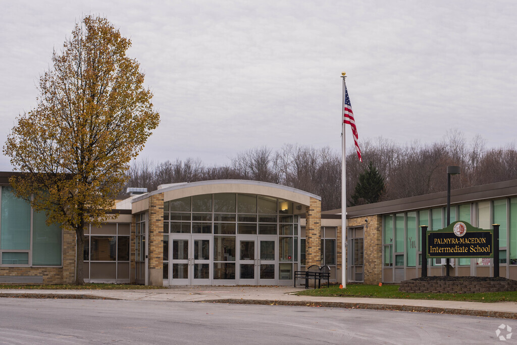 Palmyra-Macedon Intermediate School provides education in the neighborhood of
Wayne County.