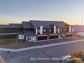 301 Harvest Trail Unit 3, Harrisburg, SD 57032