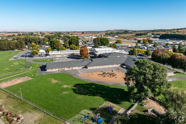 Granger Middle School fosters curiosity, respect, and responsibility.