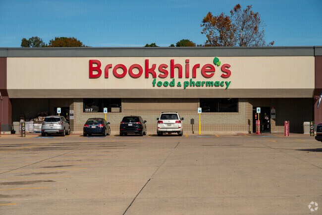 Brookshire's Food and Pharmacy in Mansfield Louisiana is a great place to go to fill the pantry.