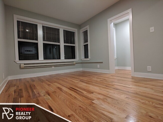 4419 N Wolcott Ave unit 3, Chicago, IL 60640 - photo 5