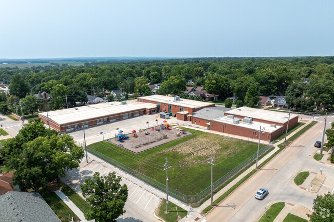 This is an aerial view of Central Elementary School.