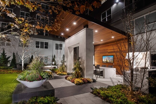 The Point at King of Prussia, King of Prussia, PA 19406 - photo 4