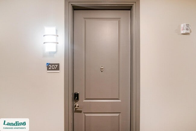 1535 Canal St unit 211, New Orleans, LA 70112 - photo 2